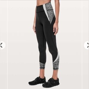 Lululemon In Movement Tight Blocked Crop Leggings Black Sz 10